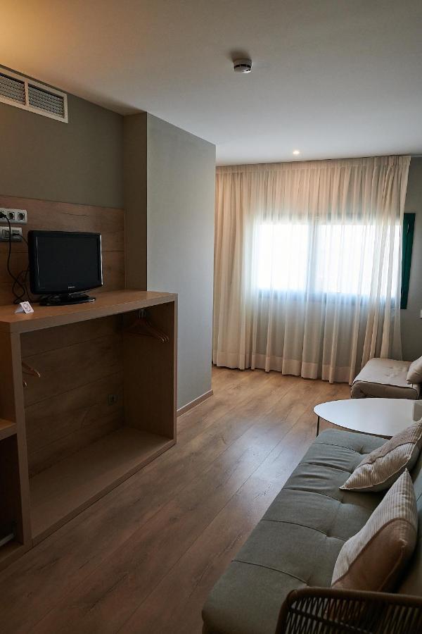 Hotel L'Algadir Del Delta El Poble Nou del Delta Ngoại thất bức ảnh